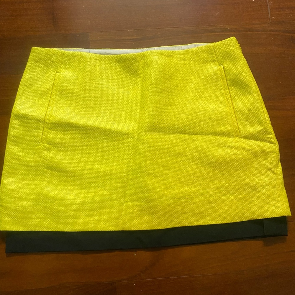 DVF mini skirt Sz 6